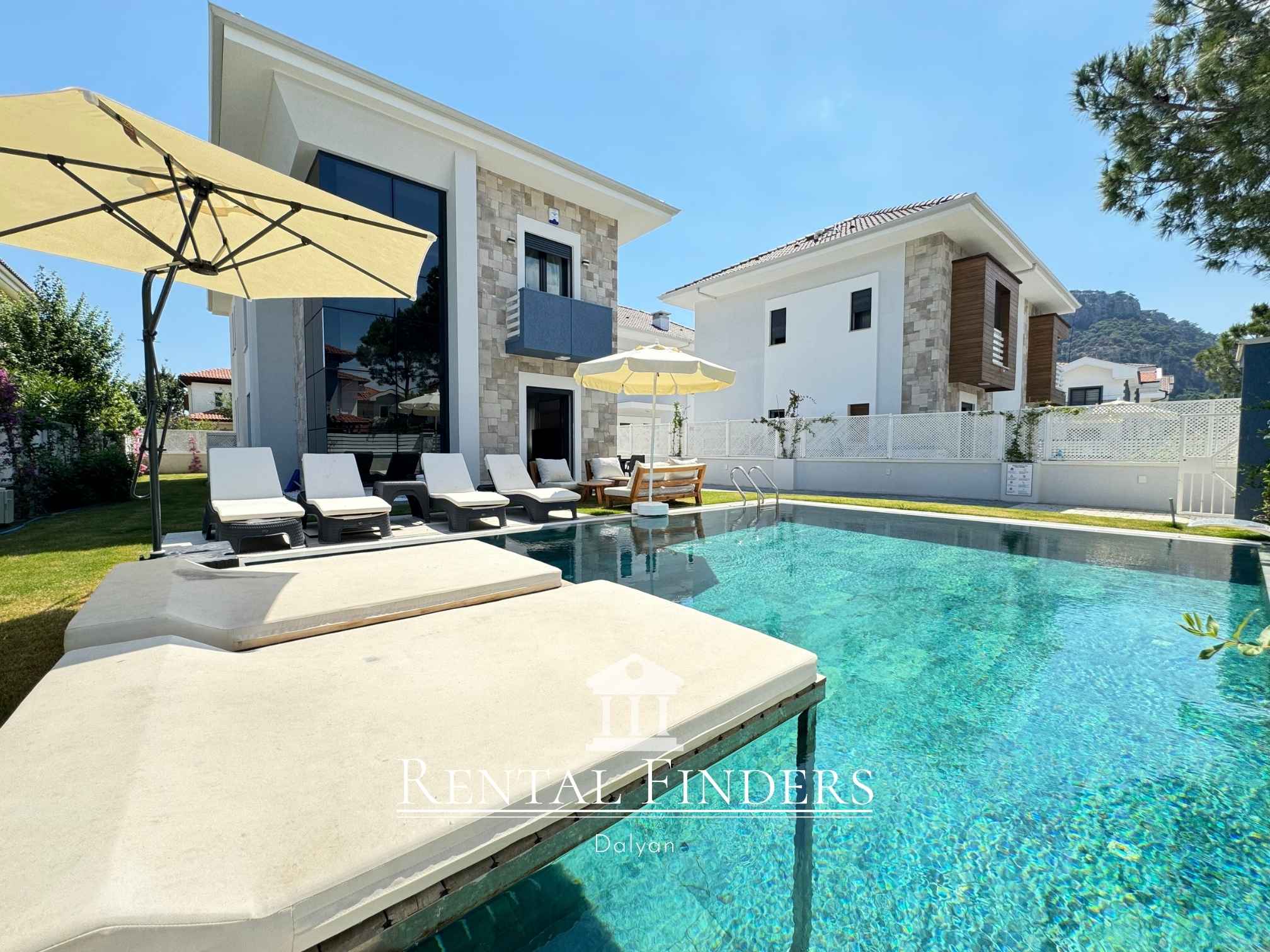 Villa Pink Diamond 4 Bedroom