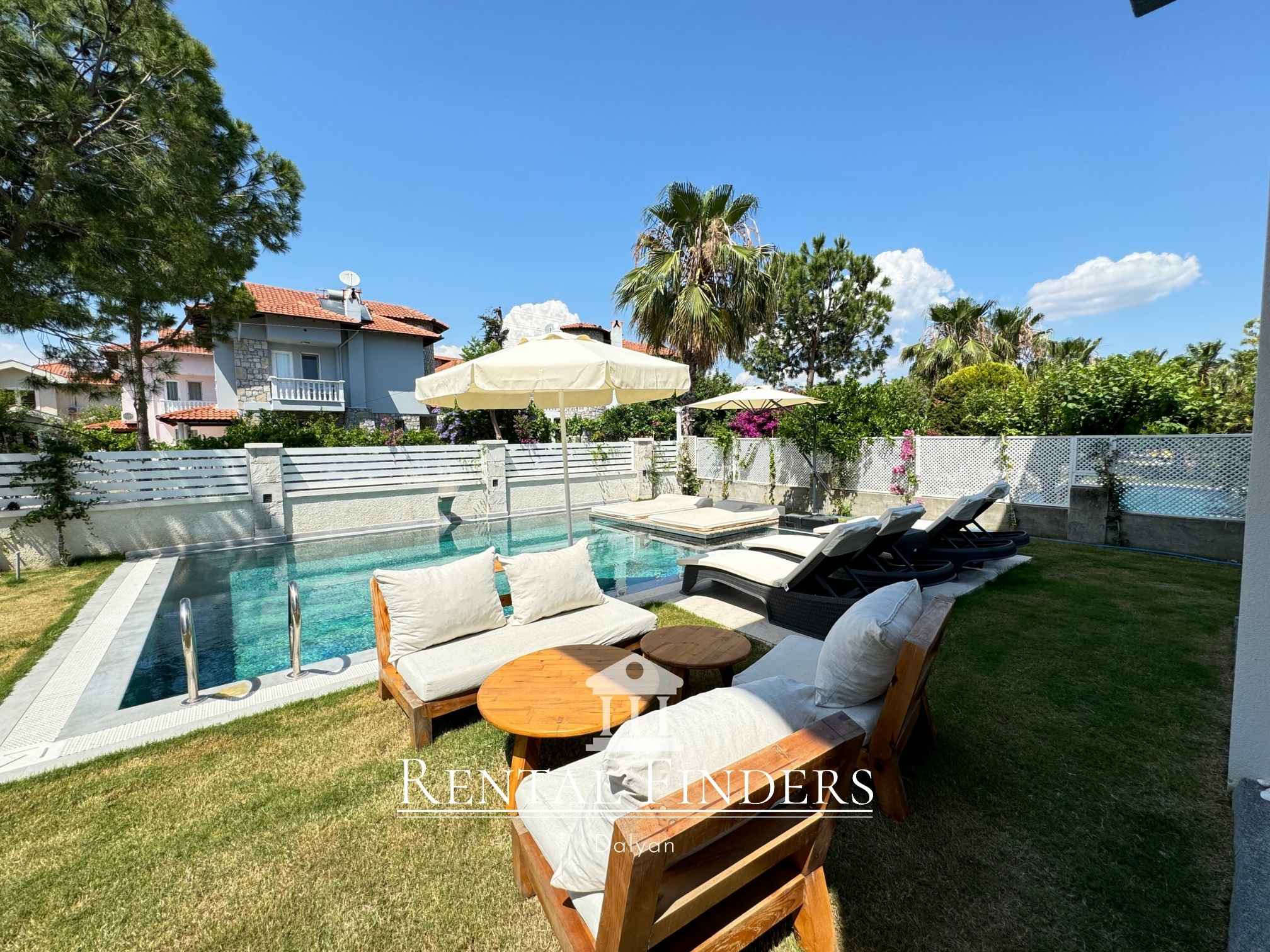 Villa Pink Diamond 4 Bedroom